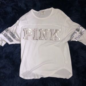 Pink medium sleeve shirt